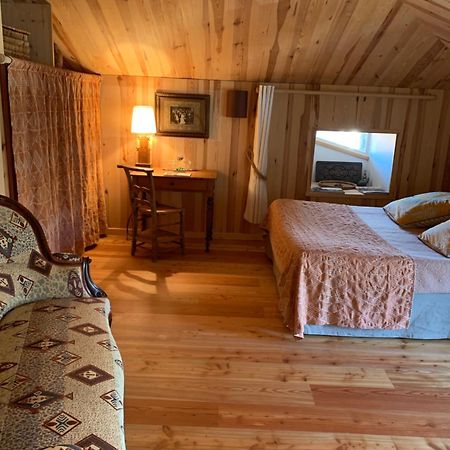 Le Potala Bed & Breakfast Le Bouchet-Saint-Nicolas ภายนอก รูปภาพ