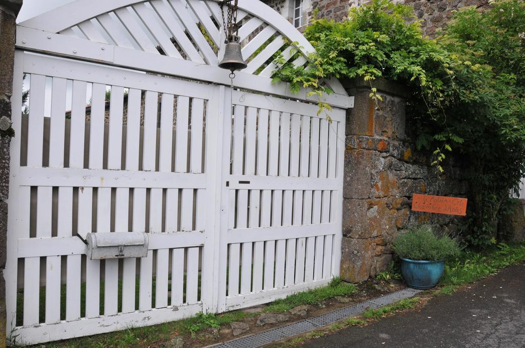 Le Potala Bed & Breakfast Le Bouchet-Saint-Nicolas ภายนอก รูปภาพ